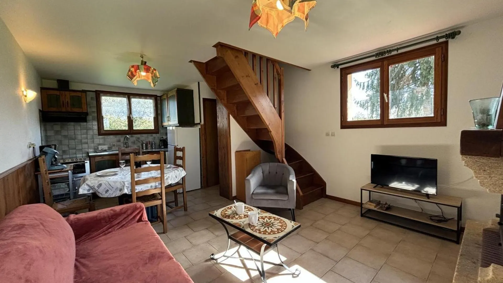 Holiday home Gite Au Bord De L'Etang Avec Cheminee Et Wifi, Peche No-Kill - Fr-1-489-71 Le Petit Piray